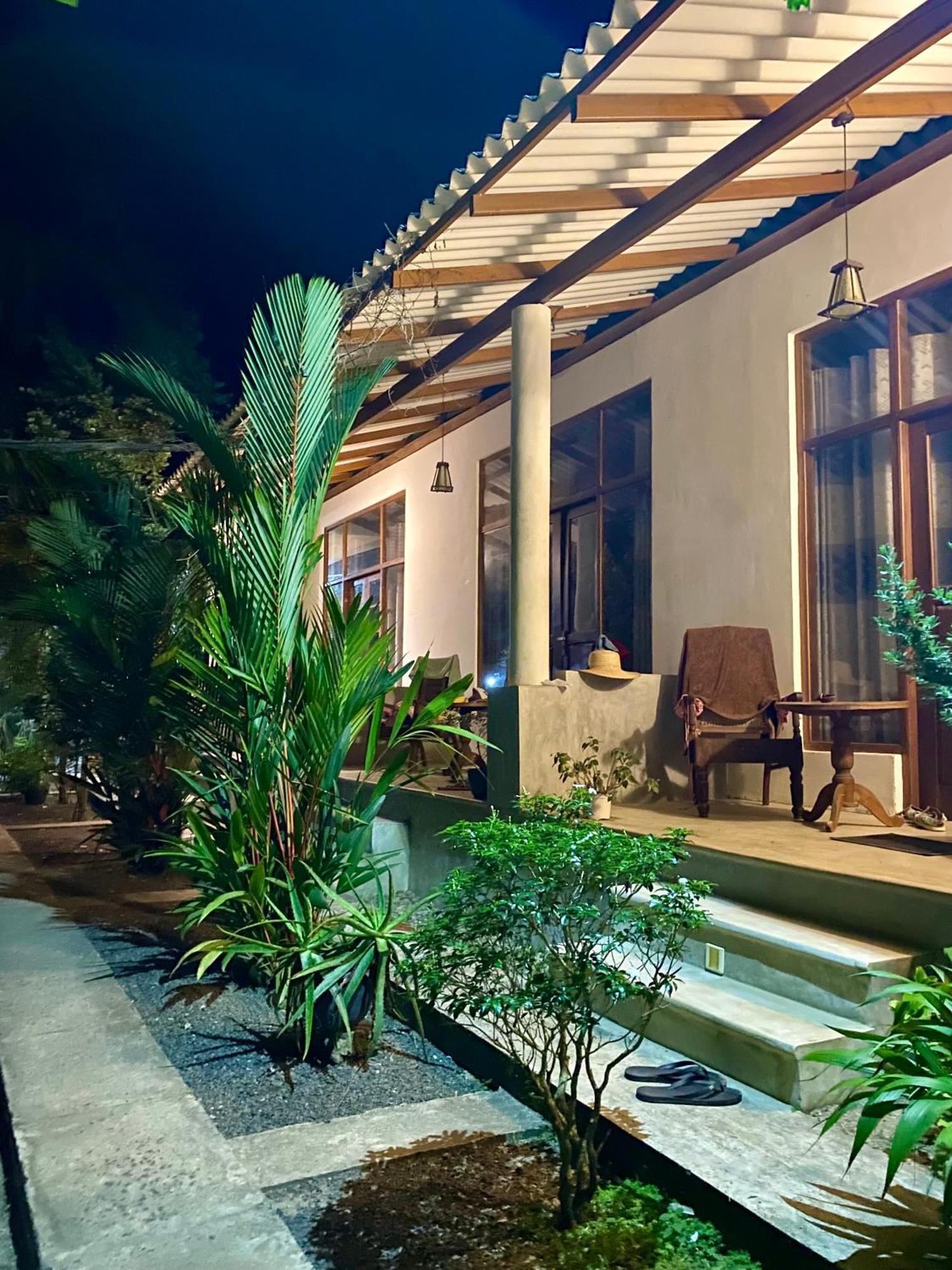 The Dale Mirissa Hotel ภายนอก รูปภาพ